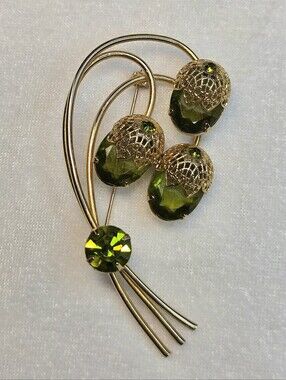 Vintage Sarah Coventry "Touch of Elegance" Bouquet Brooch / Pin